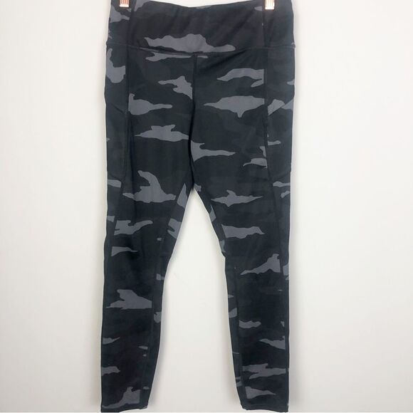 ATHLETA | Camo Contender 7/8 Compression Leggings Black Gray Women’s Size Small - Picture 4 of 13